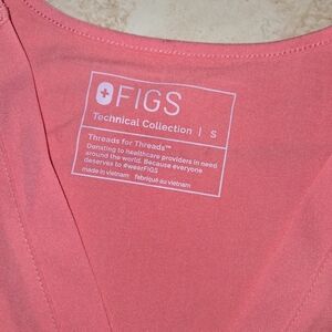 FIGS Technical Collection V-Neck Top in Coral Pink